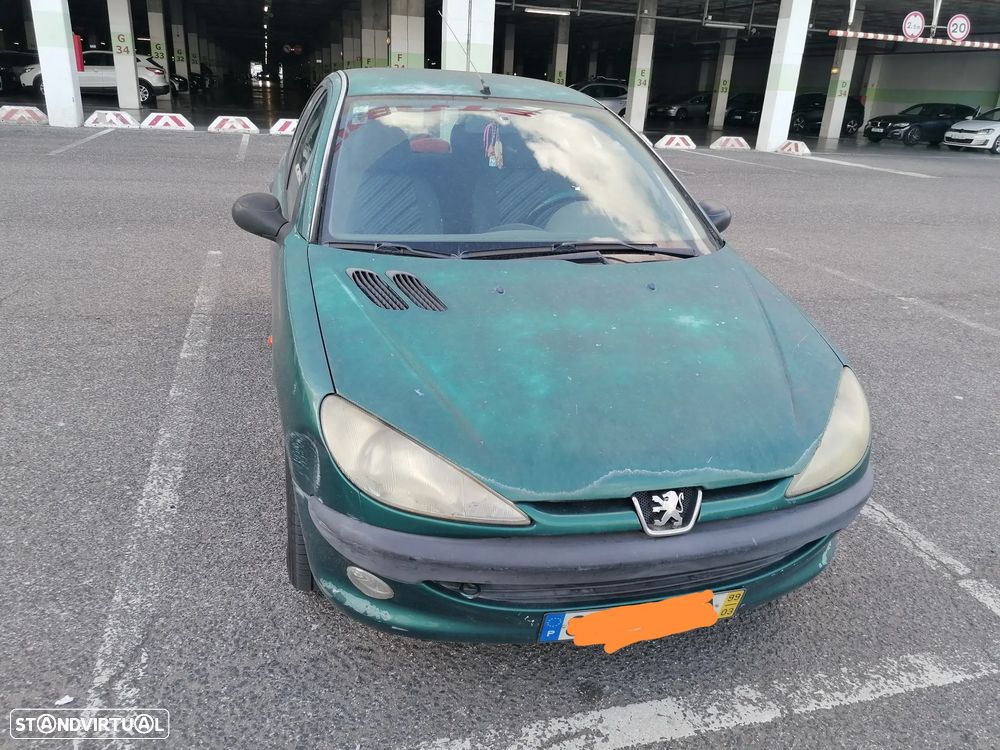 Peugeot 206 - 1