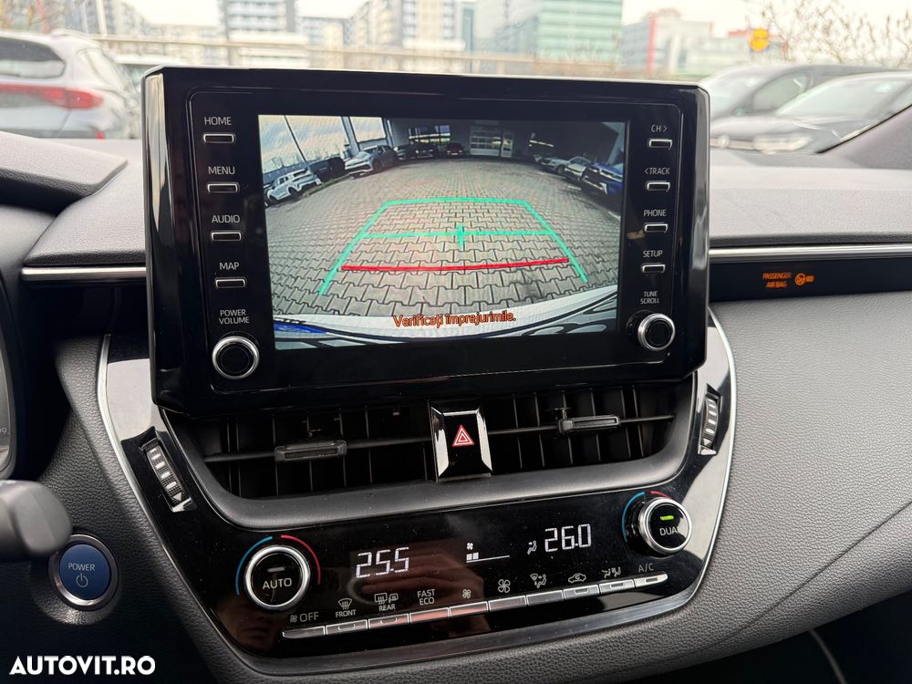 Toyota Corolla 1.8 HSD Eco - 8