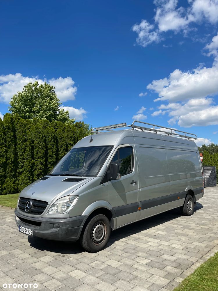Mercedes-Benz Sprinter - 1