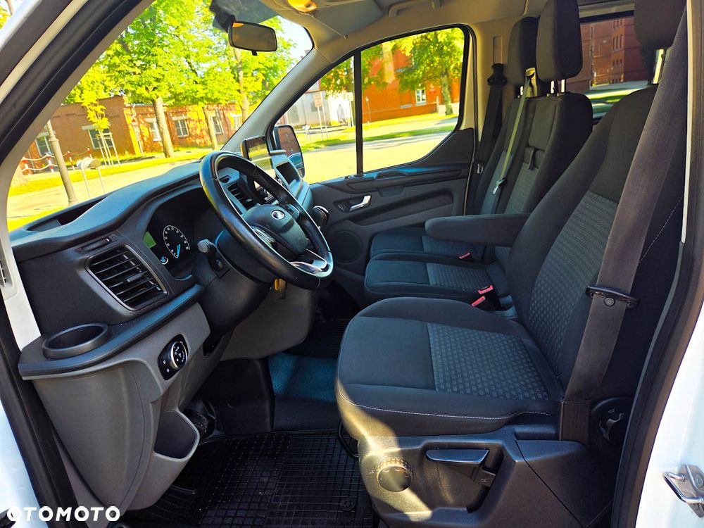 Ford Transit Custom 310 L2H1 Limited - 7
