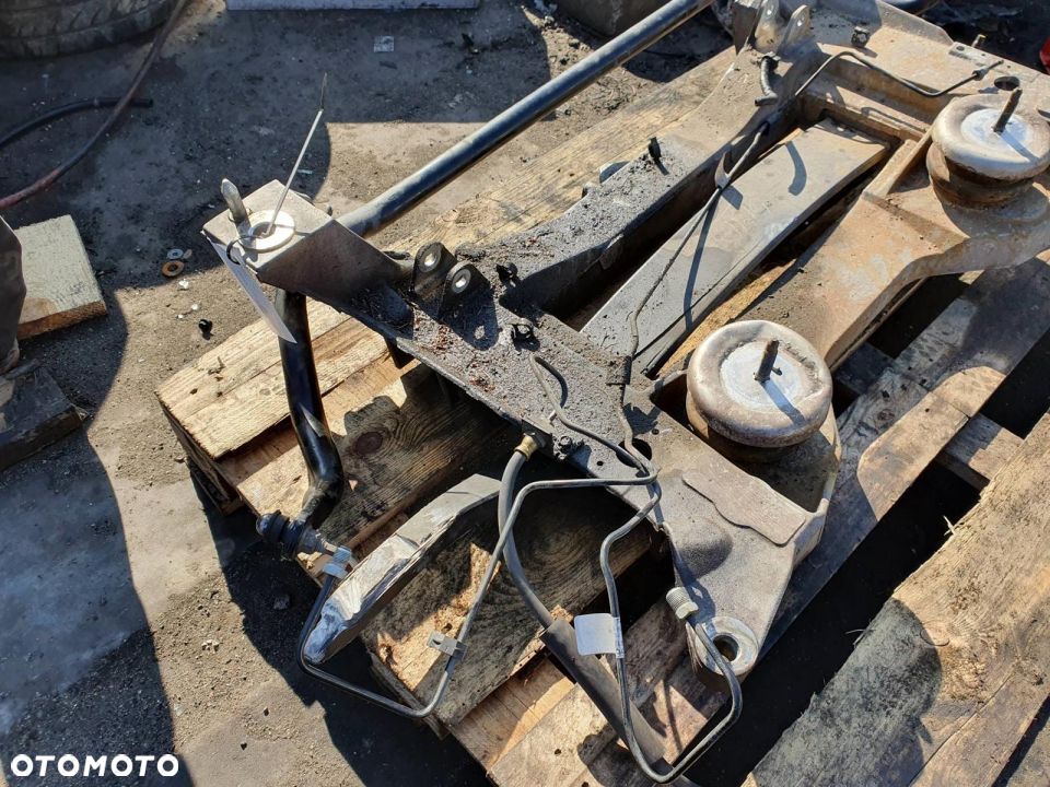 SANKI PRZEDNIE CHEVROLET CORVETTE C6 GRAND SPORT - 2