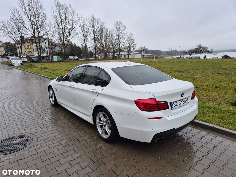 BMW Seria 5 520d M Sport - 15
