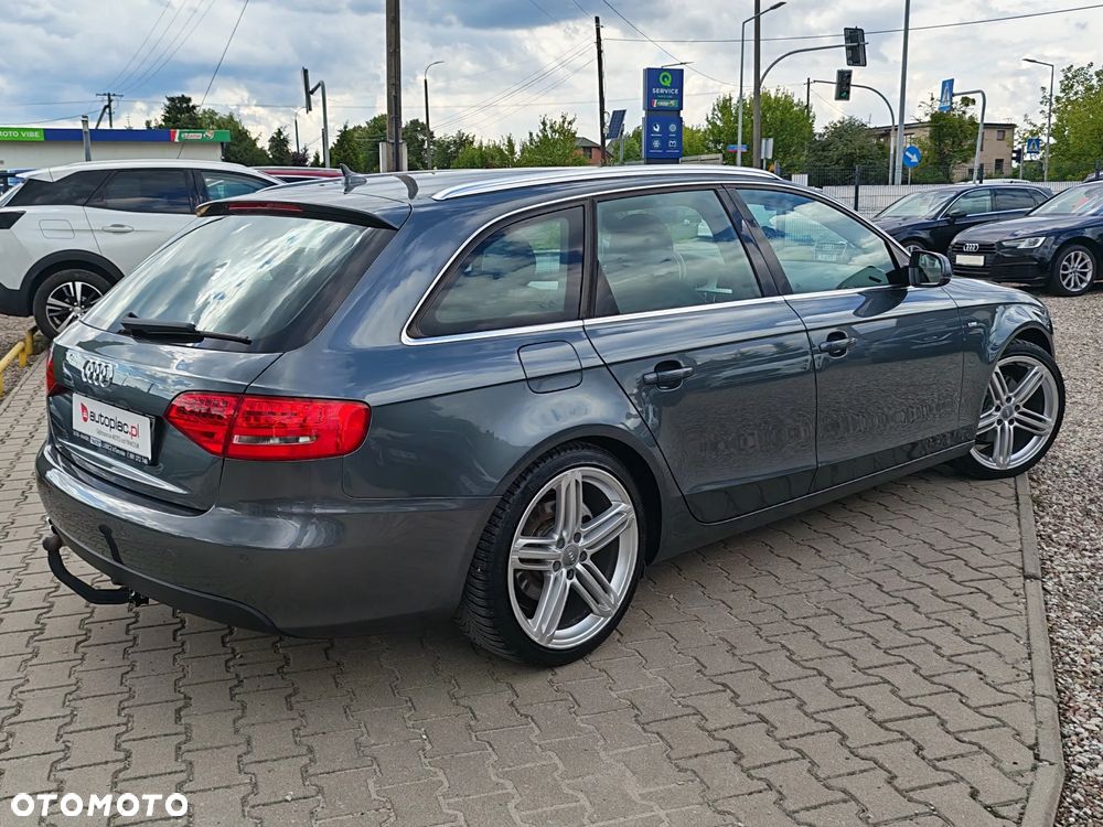Audi A4 Avant - 11