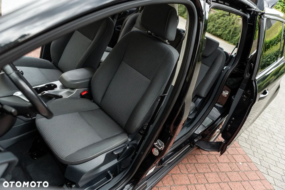 Ford Grand C-MAX - 27