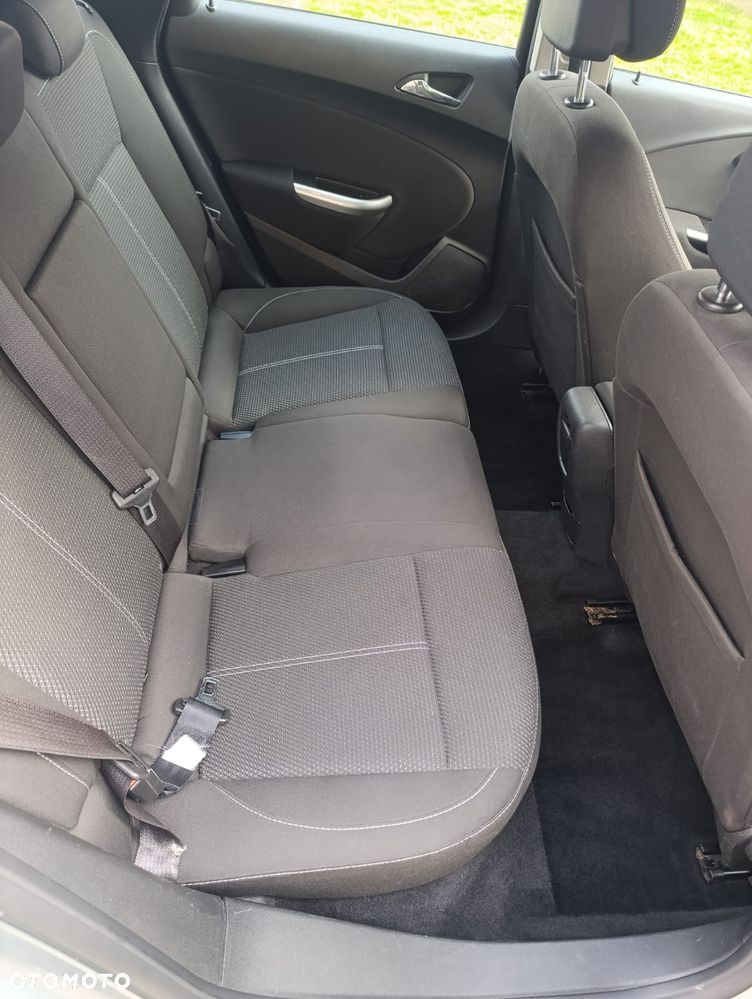 Opel Astra - 9