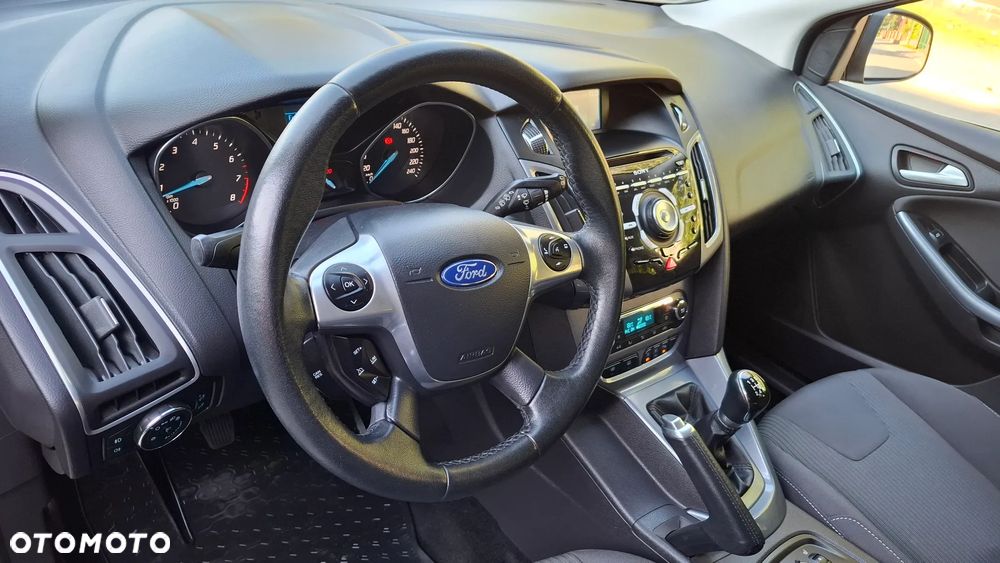 Ford Focus 1.0 EcoBoost Trend - 11