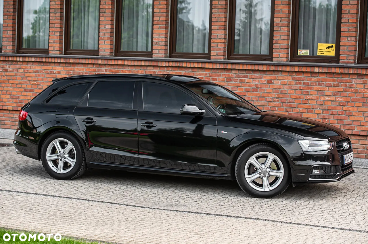 Audi A4 Avant 2.0 TFSI quattro S line Sportpaket - 3