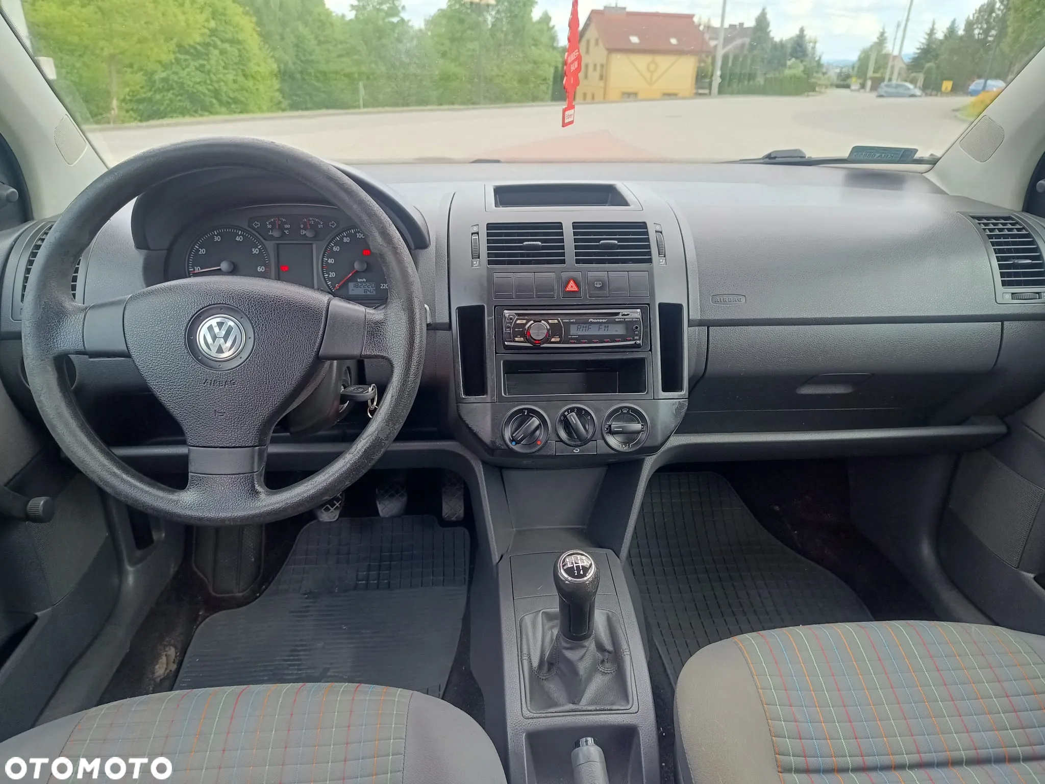 Volkswagen Polo 1.2 Entry - 9
