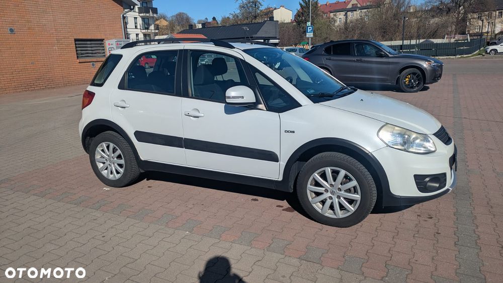 Suzuki SX4 2.0 DDiS Premium 4WD - 1