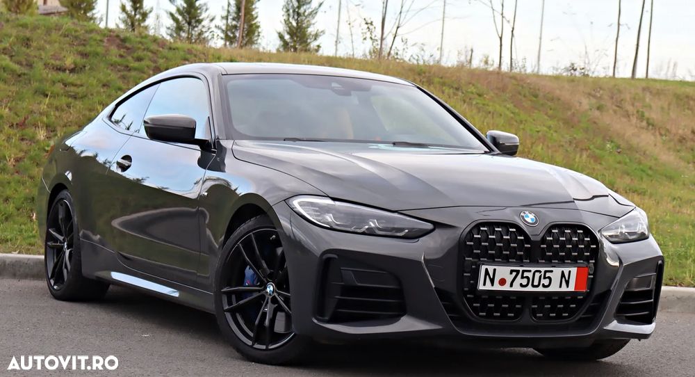 BMW M4 M440i xDrive - 3