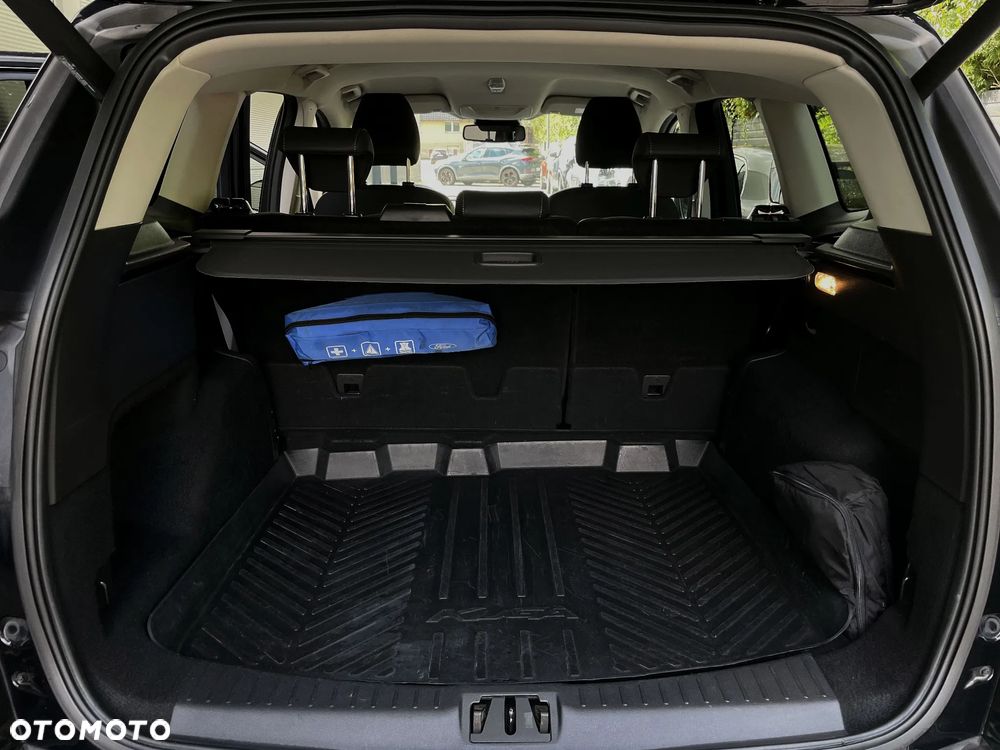 Ford Kuga 1.5 EcoBlue TITANIUM - 36