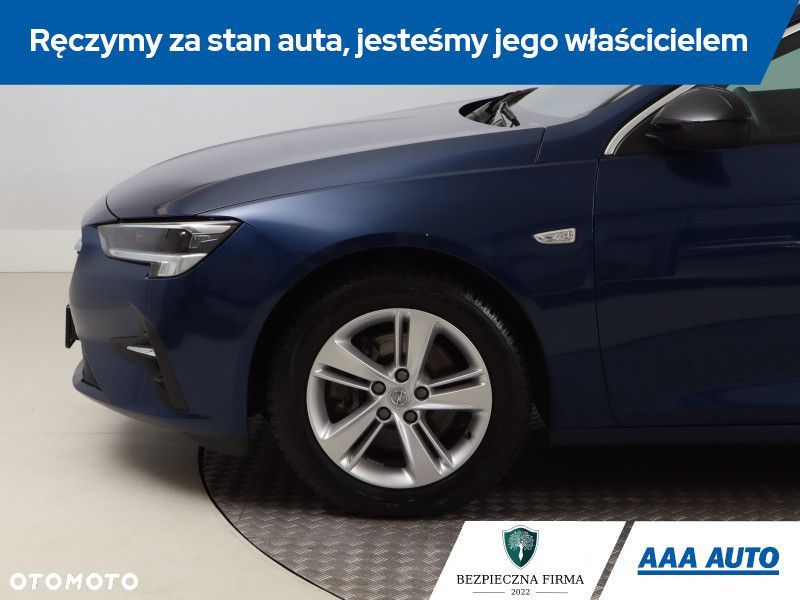 Opel Insignia - 17