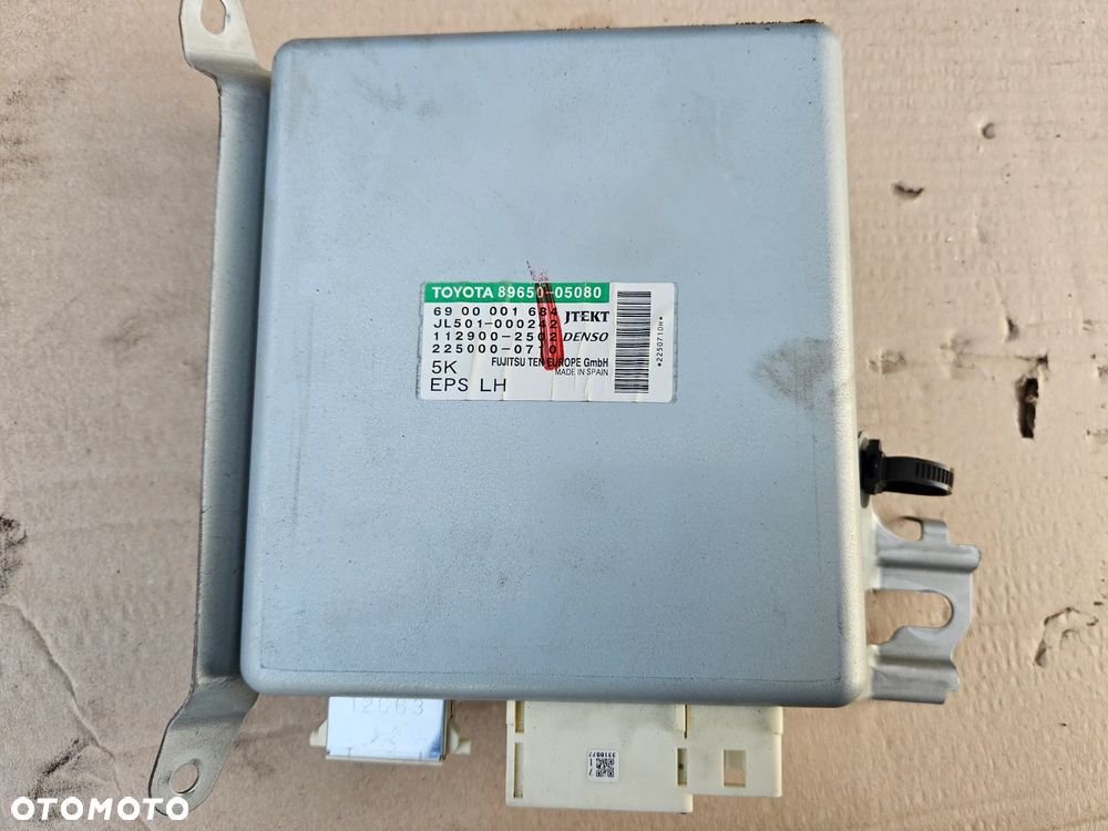 Toyota Avensis T27 moduł sterownik wspomagania kierownicy 89650-05080 - 1