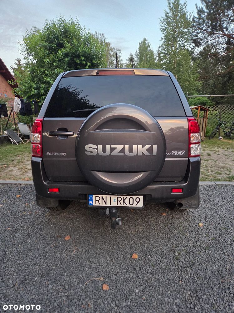 Suzuki Grand Vitara 2.4 Comfort - 3