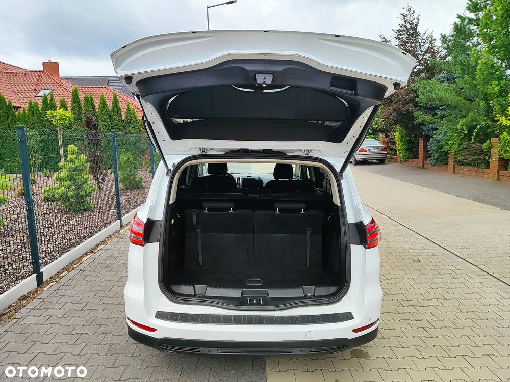 Ford S-Max 2.0 TDCi Trend - 19