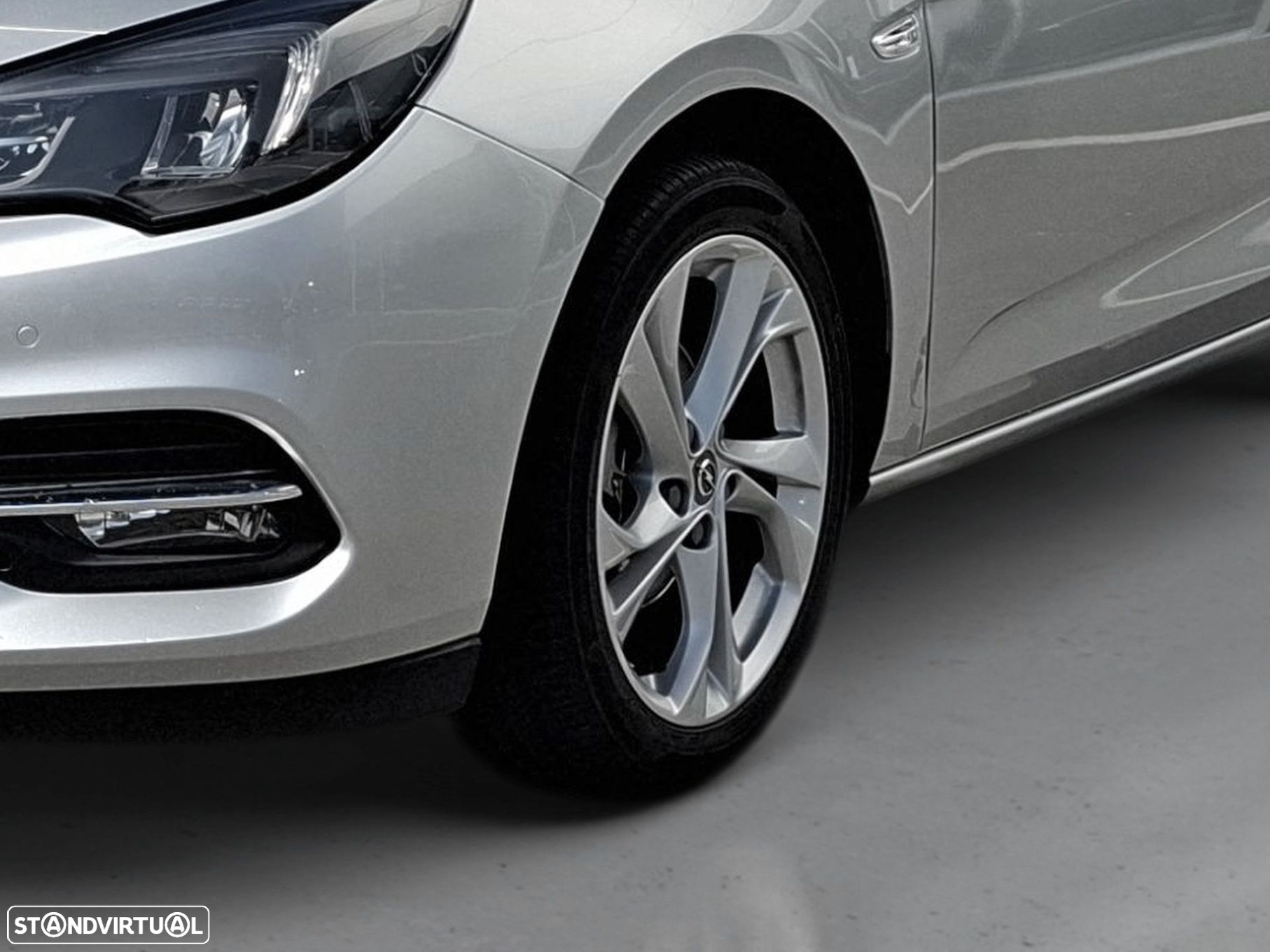 Opel Astra 1.2 T Design & Tech S/S - 15