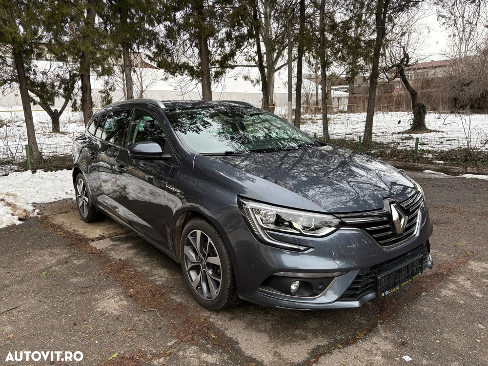 Renault Megane ENERGY TCe 130 BOSE EDITION - 14