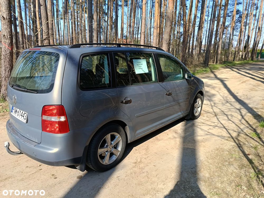 Volkswagen Touran - 7