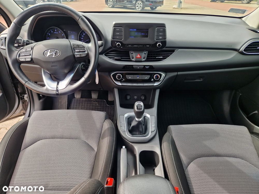 Hyundai i30 1.5 DPI Modern - 14