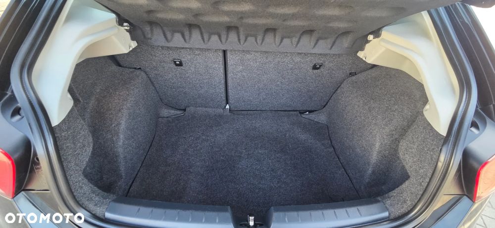 Seat Ibiza 1.2 TSI CONNECT - 33