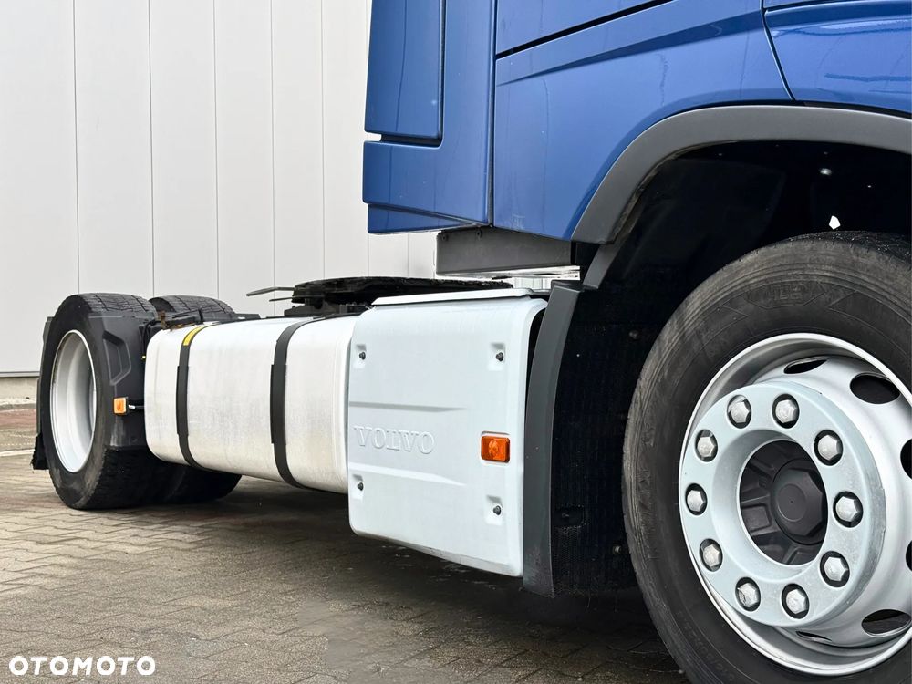 Volvo FH 460 / LOW DECK / XL GLOBETROTTER / SALON PL - 10