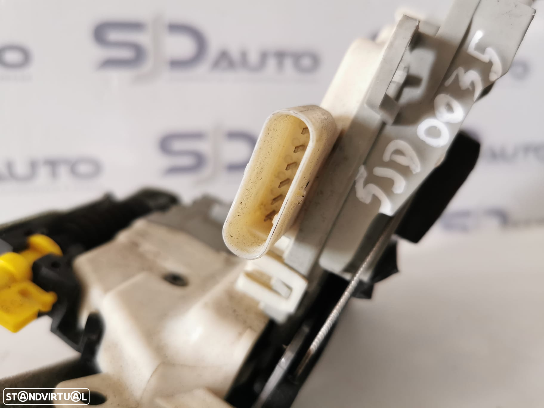 Fecho Porta Frente Direito - Audi A4 (B8) - 5