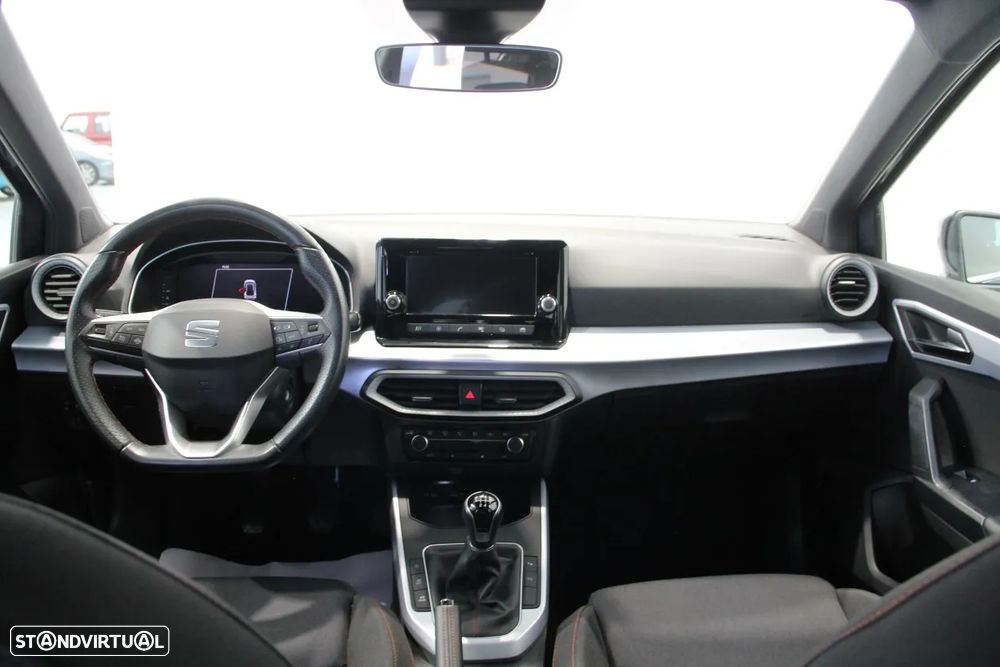 SEAT Arona 1.0 TSI FR - 8