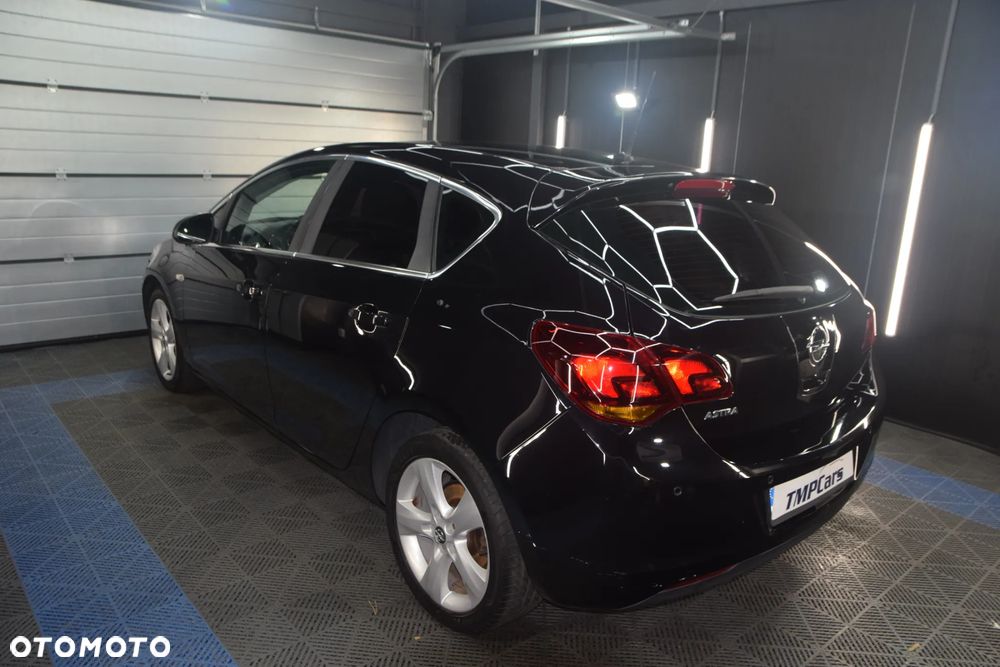 Opel Astra 2010