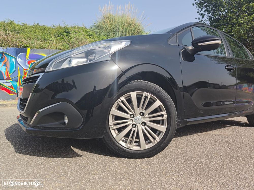 Peugeot 208 1.6 BlueHDi Style - 16