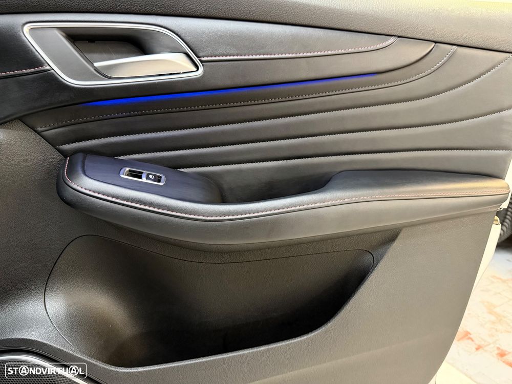 MG EHS 1.5 T-GDI Plug-in Hybrid Luxury - 32
