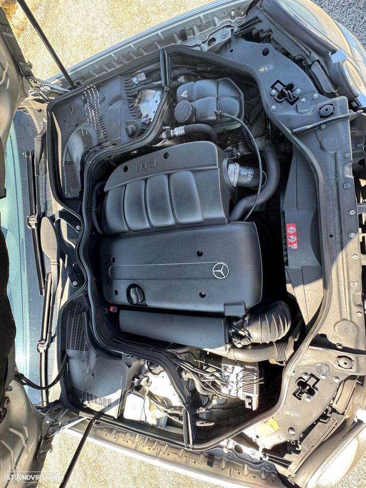 Mercedes-Benz E 220 CDI Avantgarde Aut. - 19