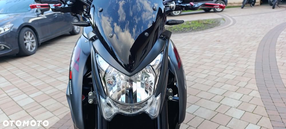 Suzuki GSX 1000 - 16