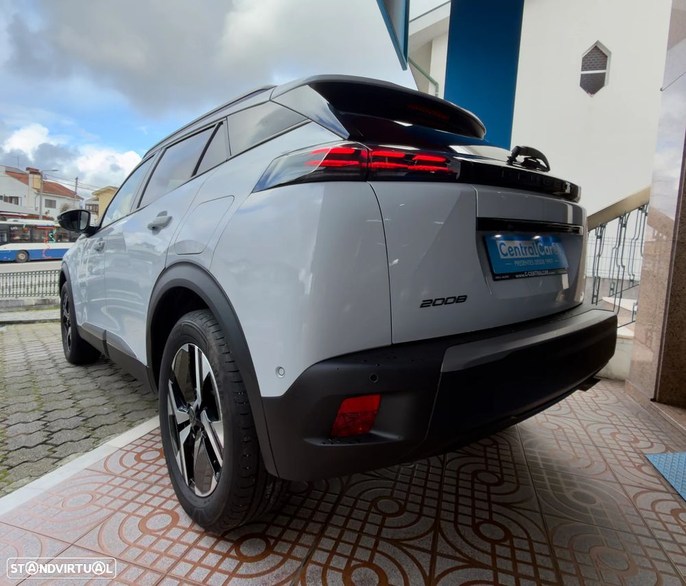 Peugeot 2008 1.2 PureTech Allure Pack - 8