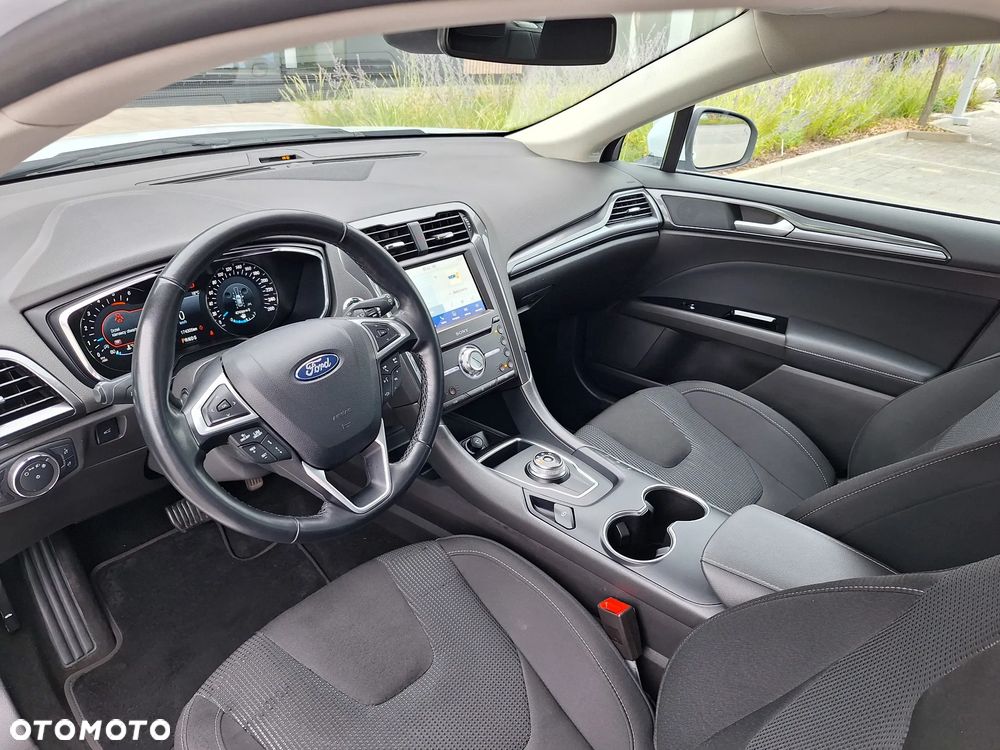 Ford Mondeo 2.0 EcoBlue Titanium - 18