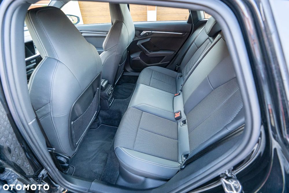 Audi A3 Sportback 35 TFSI mHEV Advanced S tronic - 11