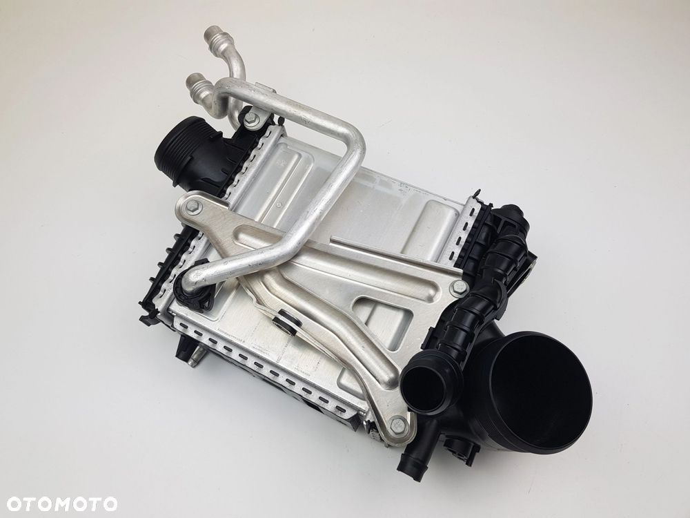 NOWA ORYGINALNA Chłodnica powietrza Intercooler Mercedes x247 GLB - 8