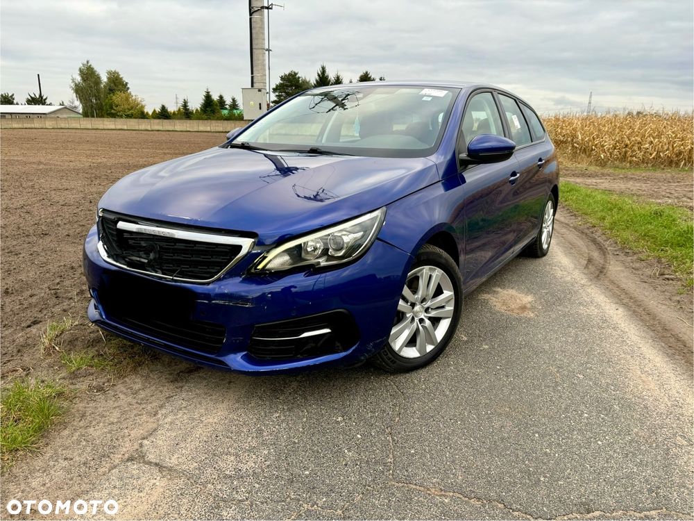 Peugeot 308 - 1
