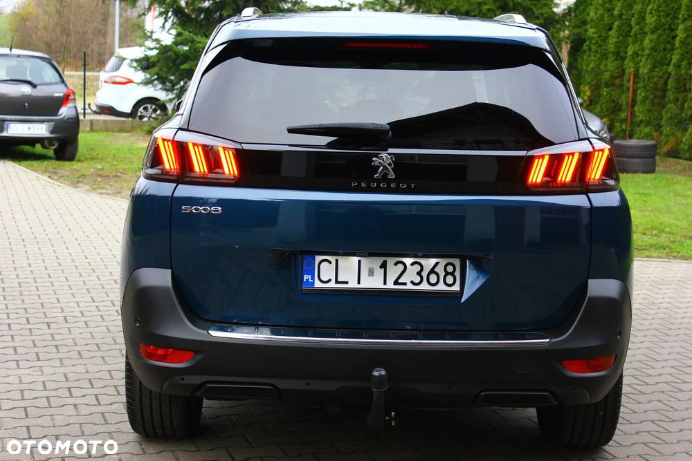 Peugeot 5008 1.5 BlueHDI Allure S&S EAT8 - 19