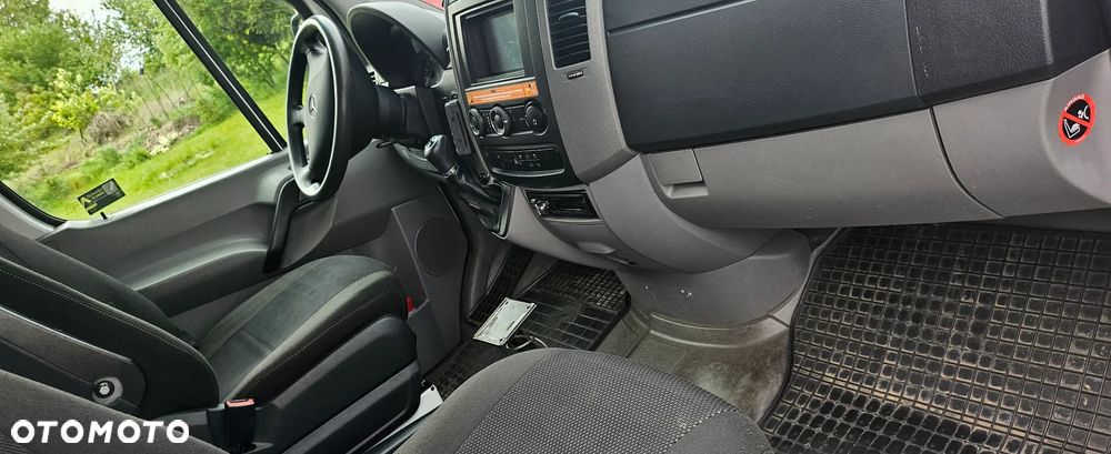 Mercedes-Benz Ambulans karetka Sprinter 319cdi automat - 36