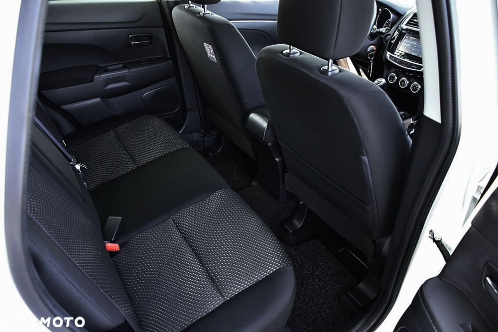 Mitsubishi ASX 1.6 ClearTec 2WD Edition - 38