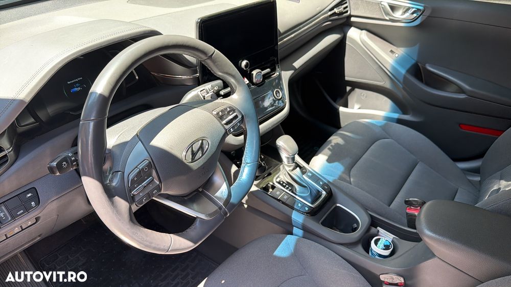 Hyundai IONIQ - 6
