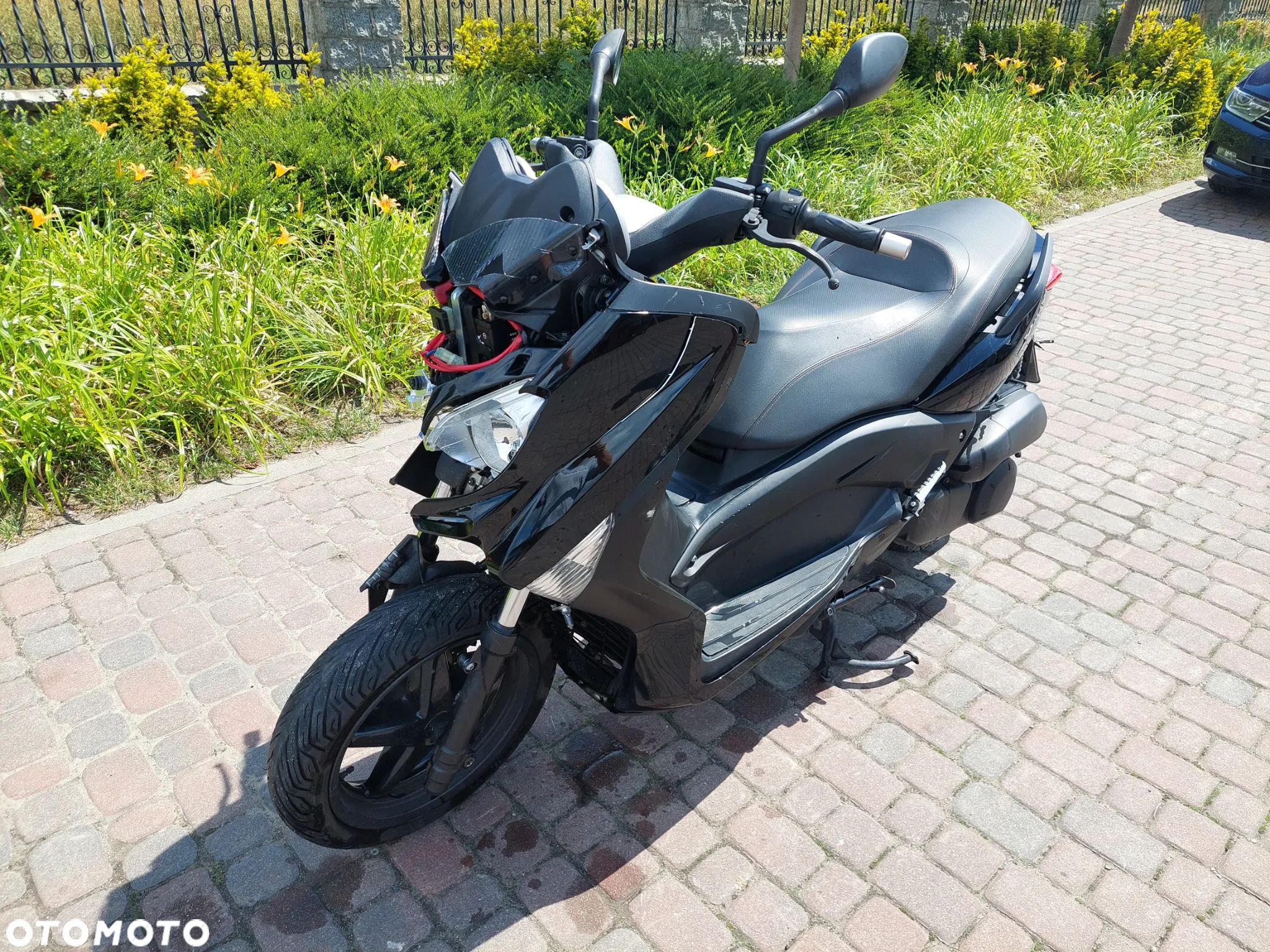 Yamaha X-max - 1