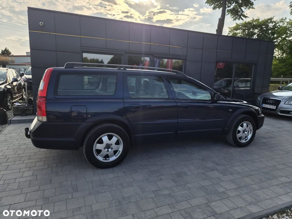 Volvo XC 70 - 8