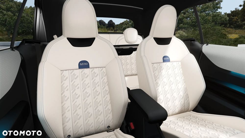 MINI Cooper C Favoured Trim - 11