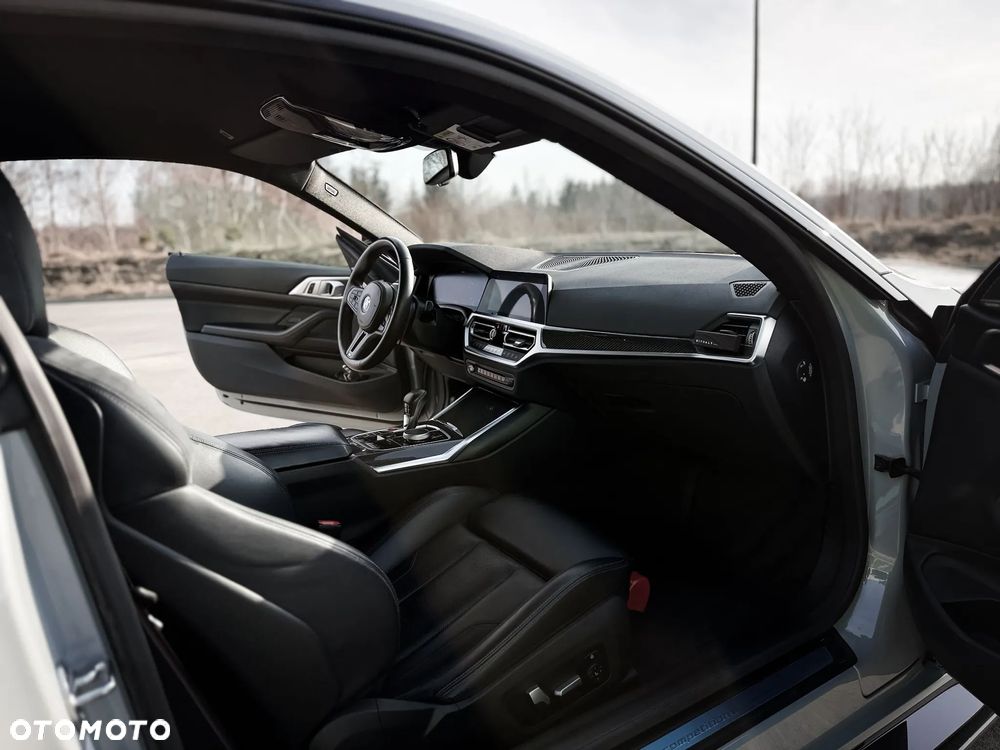 BMW M4 Competition M xDrive sport - 12