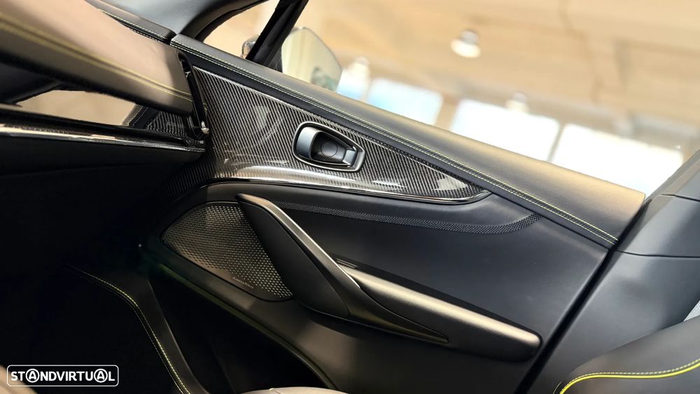 Aston Martin DBX 707 AMR24 - 51