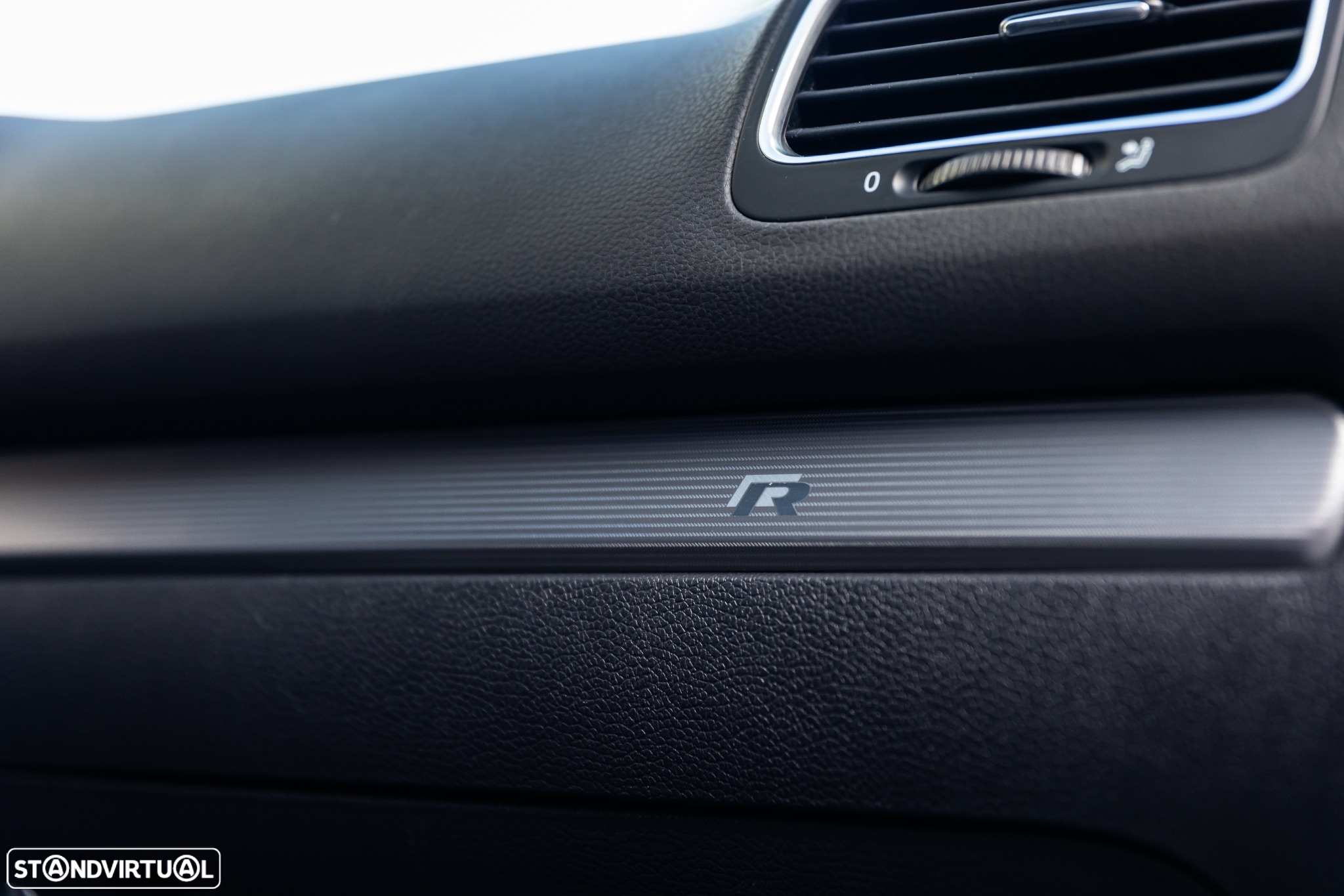 VW Golf 2.0 R DSG - 17