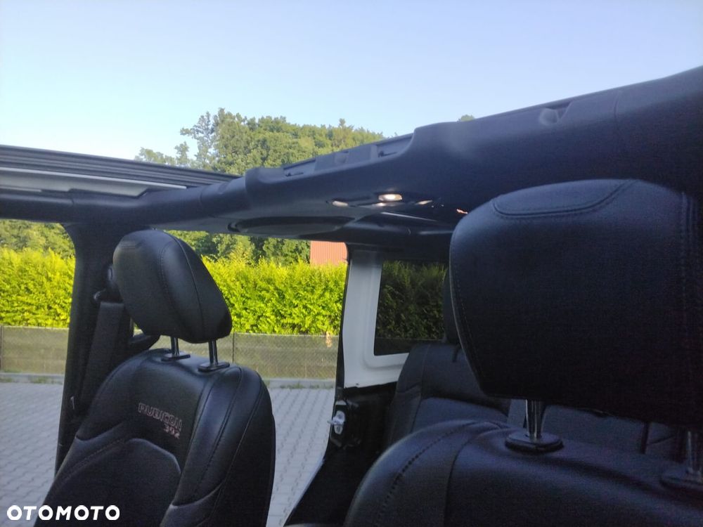 Jeep Wrangler - 21
