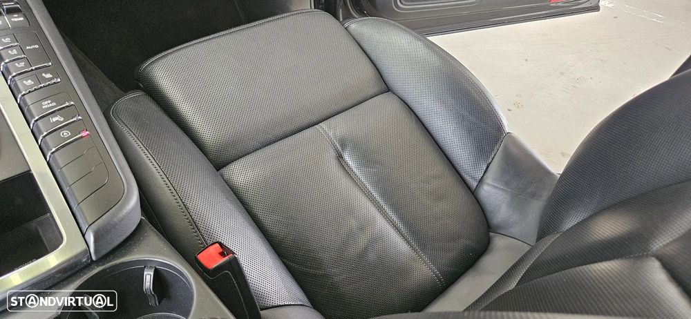 Porsche Macan Turbo PDK - 22