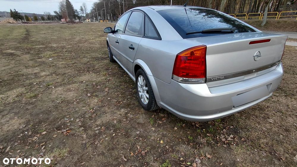 Opel Vectra 1.9 CDTI Essentia - 22